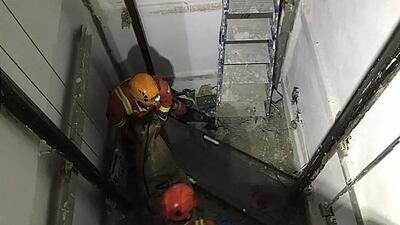 سقوط به چاهک آسانسور یک کارگر خرم آبادی را به کام مرگ کشاند