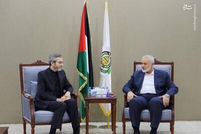 عکس/ دیدار علی باقری با رئیس دفتر سیاسی حماس در قطر