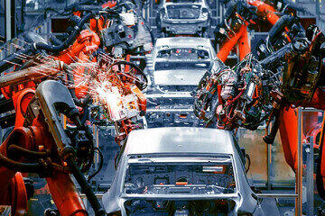 افزایش دو برابری تولید صنعت خودرو و ساخت قطعات در اردیبهشت‌