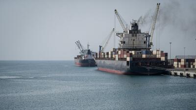 پهلوگیری بزرگترین کشتی حامل کالای اساسی در بندر شهید بهشتی چابهار
