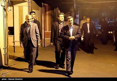 رفت و آمدهای احمدی‌نژاد دچار محدودیت شده است؟