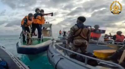 (ویدئو) چاقوکشی گارد ساحلی چین برای نیرو‌های دریایی فیلیپین