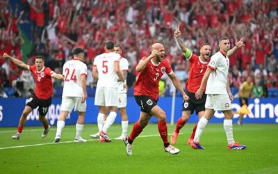 برتری اتریش مقابل لهستان/ خداحافظی زودهنگام یاران لوا؟