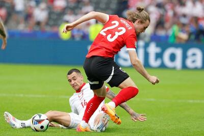 گل‌های دیدار اتریش ۳ - ۱ لهستان