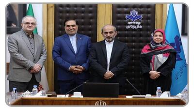 رئیس صداوسیما از مجریان میزگرد‌های انتخاباتی تجلیل کرد
