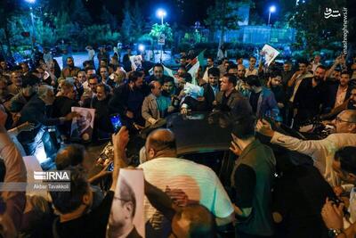 عکس/ حضور طرفداران قالیباف در مقابل صدا و سیما