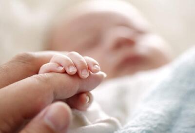 نوزاد عجول دامغانی در آمبولانس به دنیا آمد