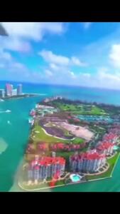 گرون‌ترین جای زمین برای زندگی Fisher Island, Miami