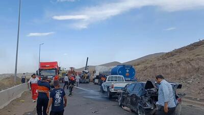 11 کشته  و مصدوم در تصادف خونین جاده سلفچگان / ماشین ها در آتش سوختند! + فیلم