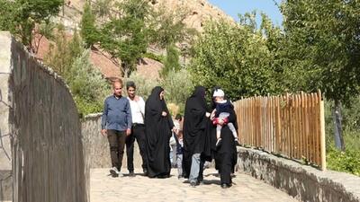پیاده روی خانوادگی کارکنان دادگستری استان قم در باغ پرندگان