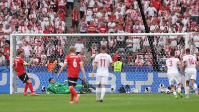 لهستان ۱ - ۳ اتریش/ فقط معجزه یاران لواندوفسکی را در جام نگه می‌دارد + فیلم