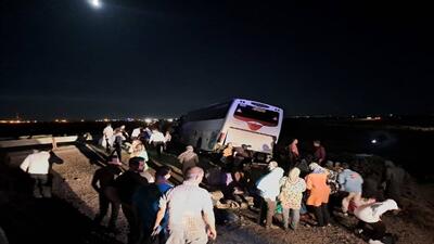انحراف اتوبوس در محور بوئین زهرا به قزوین ۳۹ مصدوم بر جای گذاشت