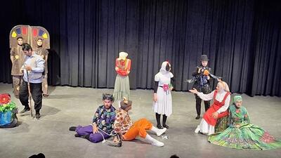 «بچه روباه راستگو» نمایشی زیبا برای کودکان در قزوین به روی صحنه رفت