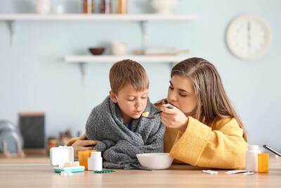 وقتی کودکمان دچار سرماخوردگی می شود به او چه غذایی بدهیم؟
