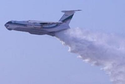 درخواست اعزام هواپیمای ایلیوشین برای مهار آتش در پلدختر/ وزش باد مانع انجام اطفاء شد