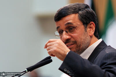 احمدی نژاد به مناظره های انتخابات 1403 واکنش نشان داد