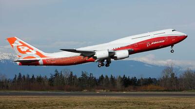 بوئینگ 8-747، کشیده‌ترین هواپیمای مسافربری جهان با 76 متر طول | مجله پدال
