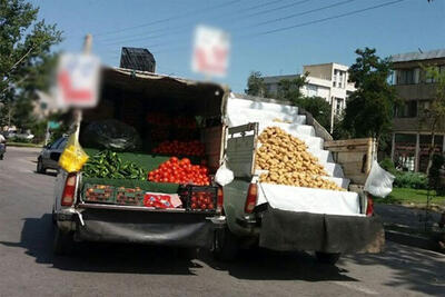 عکسی از اقدام عجیب یک میوه‌فروش در شیراز