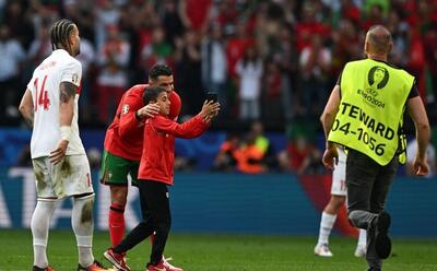 هجوم جیمی‌جامب ها به بازی پرتغال و ترکیه به خاطر رونالدو!