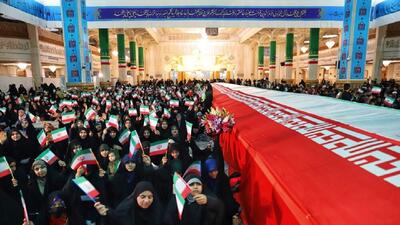 برگزاری همایش دختران رای اولی در مسجد جمکران