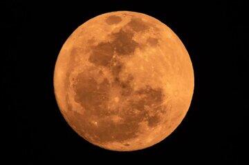 دیده شدن ماه توت فرنگی در سراسر جهان!