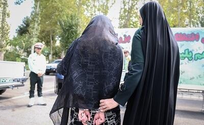 کشتار هولناک خانواده تهرانی به دست دختر ۱۸ ساله‌شان