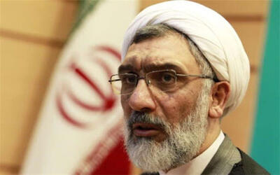 پورمحمدی : آقای احمدی‌نژاد خواست مشکل کرسنت را حل کند چرا جلوی او را گرفتید؟