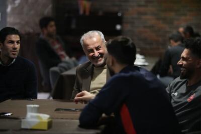 مذاکره مدیرعامل پرسپولیس با سه گزینه نهایی | درویش به جد پیگیر شکایت از دروازه‌بان تیم ملی ایران است