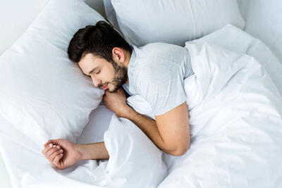 قبل از یک بامداد بخوابید تا سلامت بمانید