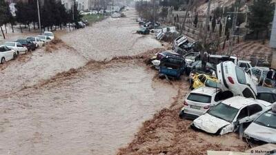 ویدئویی از سیلاب وحشتناک در روستای مورستان