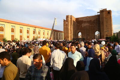 اجتماع ۳۰۰ هزار نفره شهروندان تبریزی در همایش بزرگ پیاده‌روی غدیر