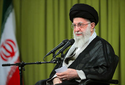 رهبر انقلاب:سه روز دیگر ملت ایران در یک آزمون قرار میگیرد