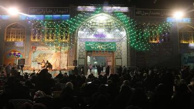 مراسم شادیانه عید غدیر در حرم حضرت محمدهلال بن علی (ع) + تصاویر