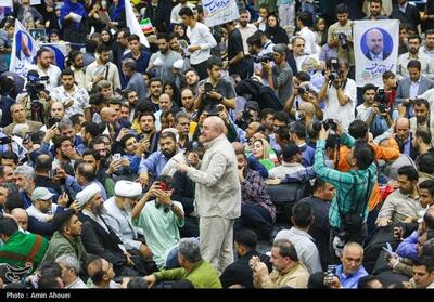 تجمع طرفداران قالیباف در سالن شهید بهشتی مشهد