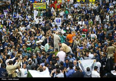 استقبال مردم پرشور مردم مشهد مقدس از محمدباقر قالیباف
