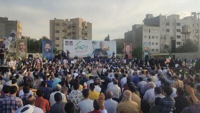 سخنرانی «جلیلی» در جمع مردم مشهد آغاز شد