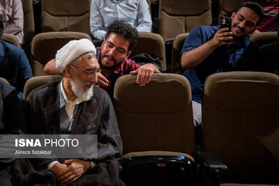 تصاویر نشست دانشجویی مصطفی پورمحمدی