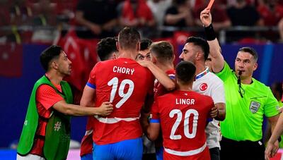 ۱۰ بازیکن از دور یک هشتم نهایی یورو ۲۰۲۴ محروم شدند؛ چالهان اوغلو و اکایدین غایبان بزرگ ترکیه