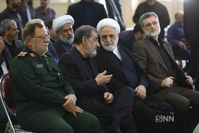 اولین عکس از قاضی‌زاده بعد از انصراف از انتخابات | اقتصاد24