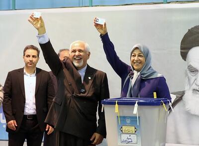ظریف:انتخابات روز حیاتی برای عزت ایران است/قهر کردن با صندوق رای راه‌حل نیست