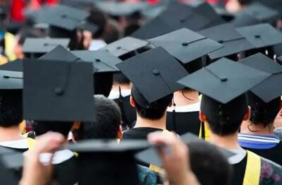 ارتباط ضعیف رشته‌های تحصیلی و بازار کار/افزایش بیکاری فارغ‌التحصیلان دانشگاهی