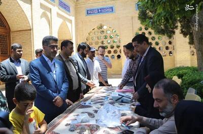 عکس/رای گیری انتخابات در آرامگاه حافظ و سعدی شیرازی