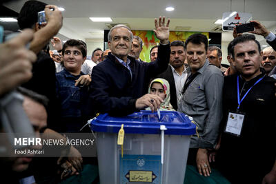 انتخابات چهاردهمین دوره ریاست جمهوری در مسجد فیروزآبادی