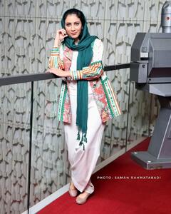 عکس/ تیپ و استایل مونا فرجاد در اکران یک فیلم | اقتصاد24