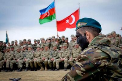(ویدئو) خوشحالی سربازان ارتش آذربایجان از پیروزی ترکیه در یورو ۲۰۲۴