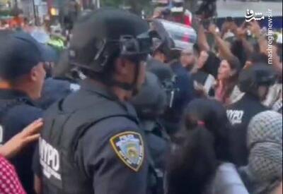 فیلم/ سرکوب تجمع ضد اسرائیلی در نیویورک