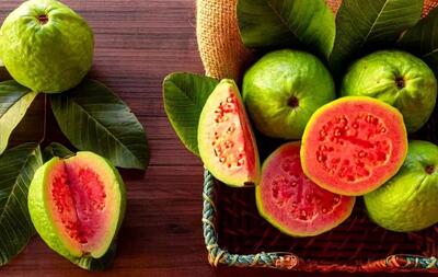 خواص شگفت انگیز میوه گواوا برای سلامتی که احتمالا نمی دانستید