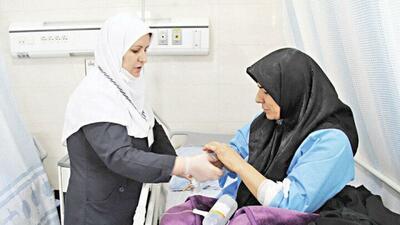 اعزام بیش از ۱۰ هزار پزشک به مناطق محروم در دولت سیزدهم
