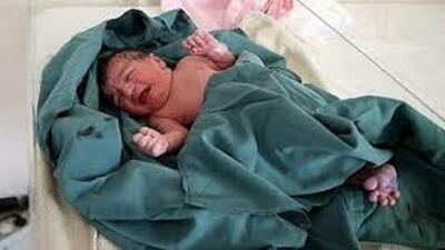تولد نوزاد عجول اهری در آمبولانس اورژانس ۱۱۵ قویون‌قشلاقی هشترود