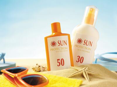خطرات استفاده از کرم ضد آفتاب سال پیش بر پوست در تابستان